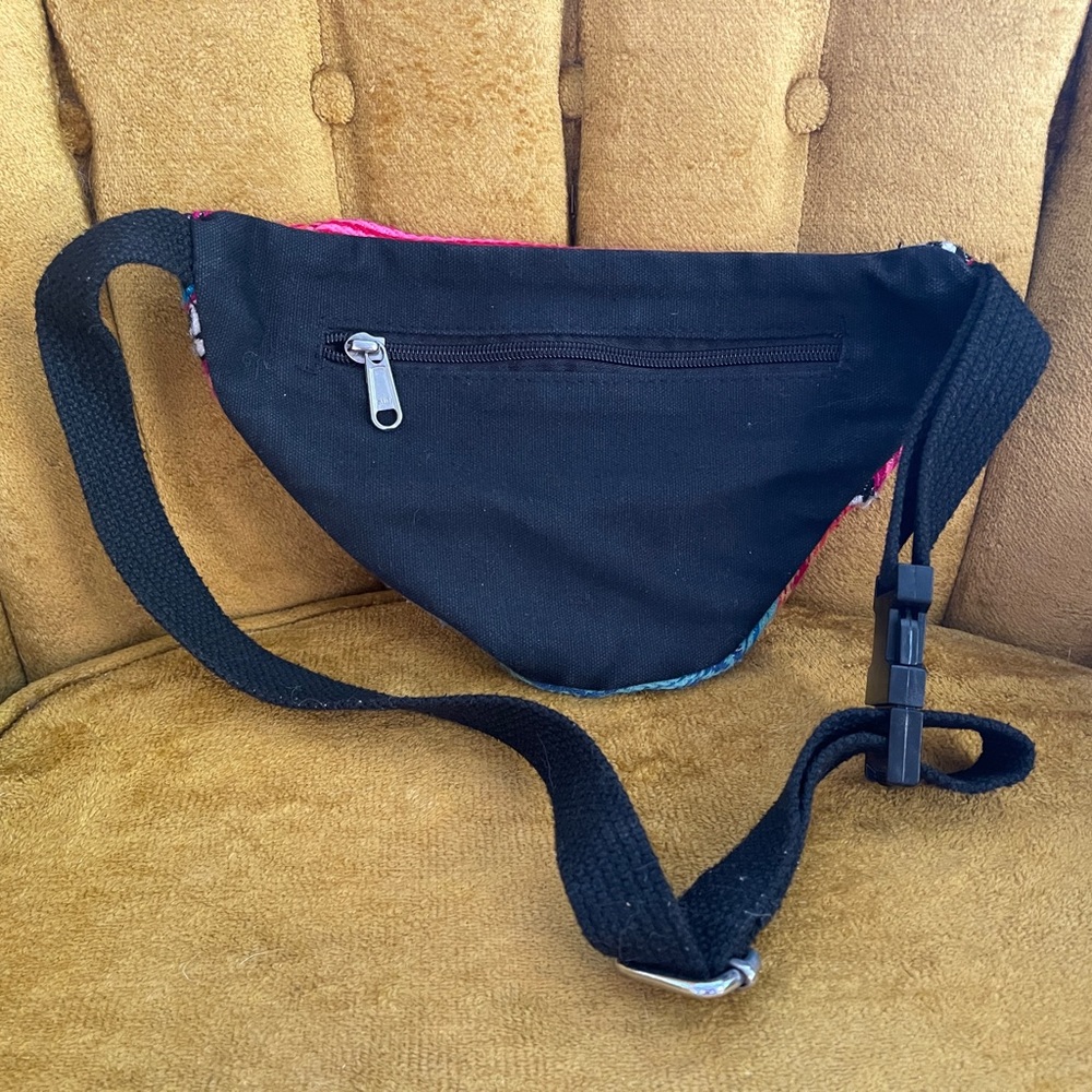 Colorful Fanny Pack 🌈 - Picture 2 of 2